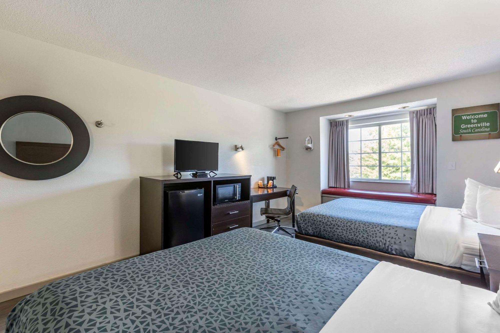 Hotel Econo &