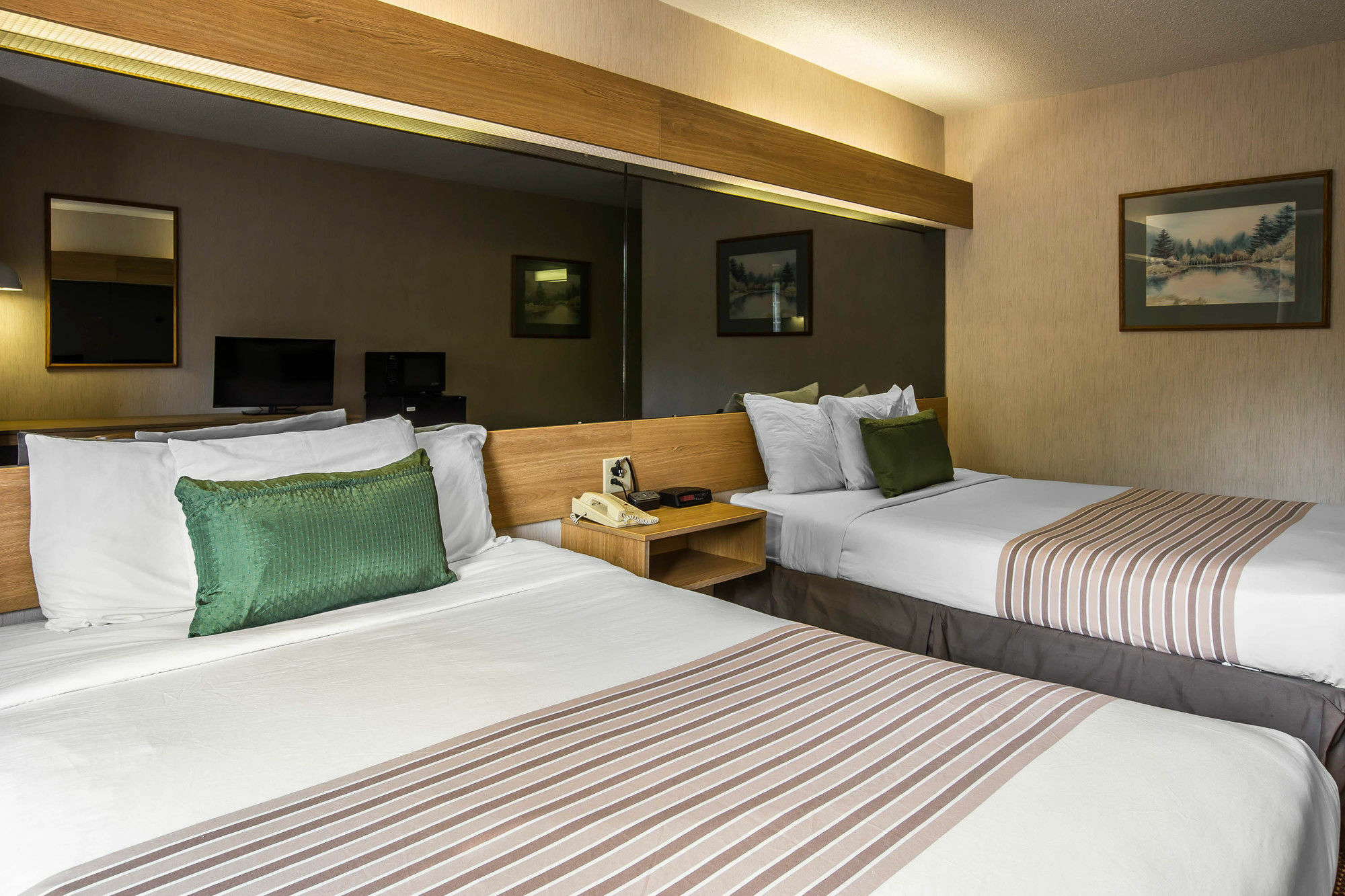 Econo Inn&suites