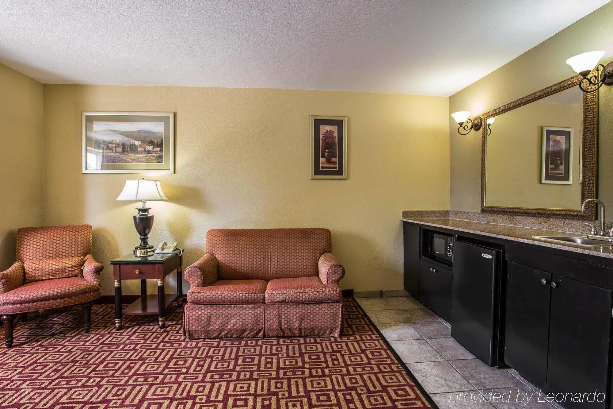 Econo Inn&suites 2* Greenville